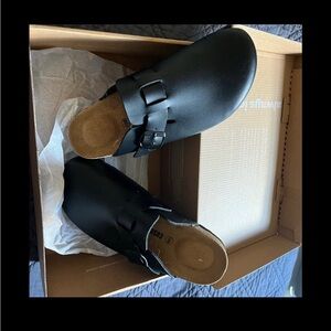 Dr. Scholl's Black Flats with Textured Soles